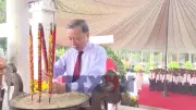 Tổng Bí thư, Chủ tịch nước dâng hương tưởng niệm các anh hùng liệt sỹ tại Tây Ninh
