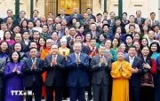 Tổng Bí thư, Chủ tịch nước gặp mặt đại biểu Quốc hội khóa XVI là người dân tộc thiểu số