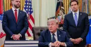 Tổng thống Trump công bố gia hạn ngừng bắn Israel-Lebanon thêm 3 tuần