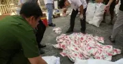 Triệt phá đường dây sản xuất thực phẩm giả quy mô lớn tại TP.HCM