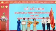 Trường chuyên Võ Nguyên Giáp đón nhận Huân chương Lao động hạng Nhất