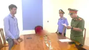 Truy tố chủ doanh nghiệp sản xuất nước tăng lực giả bán cho học sinh