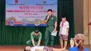 Tuyên truyền kỹ năng an toàn phòng chống đuối nước cho học sinh ven biển