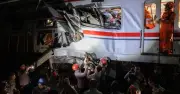 Vụ hai tàu hỏa đâm nhau gần Jakarta: 7 người chết, 81 người bị thương