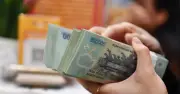 Vay thẻ tín dụng nợ đòi từ 11 triệu lên 188 triệu đồng