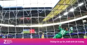 Video tình huống kỳ lạ tại FA Cup khiến cầu thủ bất lực