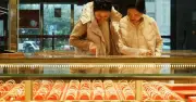 Vàng có thể phục hồi mạnh lên 5.000 USD/ounce nếu giá dầu giảm về 80-85 USD/thùng
