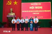 Vĩnh Long công bố các nghị quyết, quyết định quan trọng về công tác cán bộ