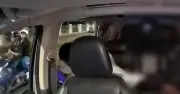 Xác minh clip người đàn ông lao khỏi taxi sau cãi vã với bạn gái bị xe máy tông