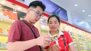 Xác thực SIM chính chủ thuận lợi: Người dân hài lòng, không quá tải tại cửa hàng