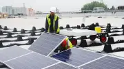 Xung đột thúc đẩy năng lượng xanh: IEA cảnh báo khủng hoảng và cơ hội chuyển đổi