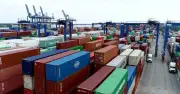 Xuất nhập khẩu Việt Nam tăng mạnh 24,5%, nhập siêu 7,9 tỉ USD không đáng lo