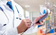 Đề xuất phạt 10-30 triệu đồng phát tán thông tin khám chữa bệnh sai lệch