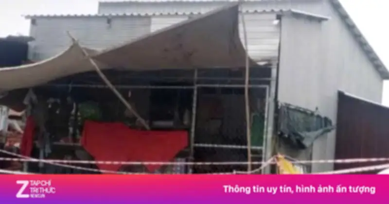 Con trai đánh chết hàng xóm vì thấy cha bị đâm trọng thương