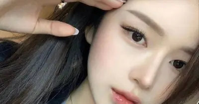 4 dấu hiệu bất thường ở lông mày cảnh báo bệnh nguy hiểm