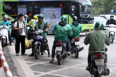 4 ngày, camera AI Hà Nội ghi nhận 986 vi phạm, bất ngờ với số xe đi ngược chiều