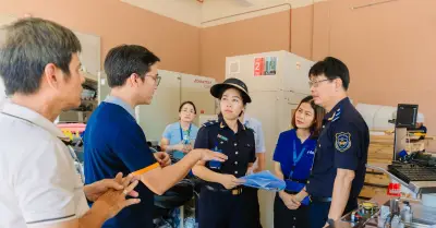 Bàn giao 31 thiết bị lắp ráp và kiểm định vi mạch cho Việt Nam