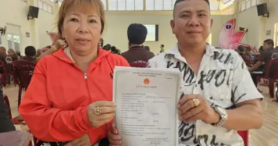 Cả nhà đi làm căn cước công dân sau hàng chục năm không giấy tờ