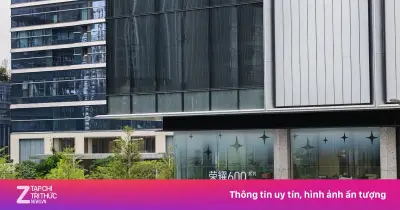 Cửa hàng công nghệ chuyển mình thành không gian trải nghiệm AI và kết nối cộng đồng
