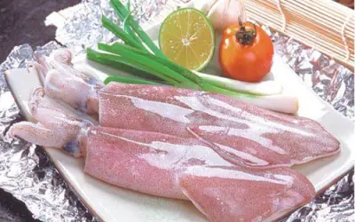 Cách nấu canh chua mực thơm ngon, mát lành cho ngày hè chỉ trong 10 phút
