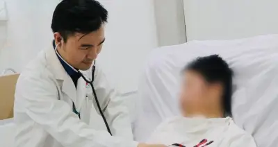 Chàng trai 18 tuổi thoát chết sau 86 ngày ngừng tim khi chơi cầu lông