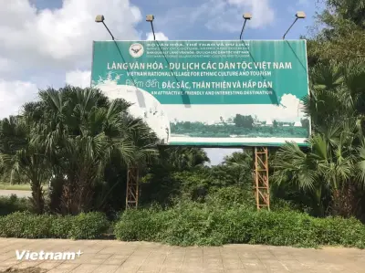 Chuyển giao Làng Văn hóa Du lịch các dân tộc Việt Nam về UBND TP Hà Nội quản lý