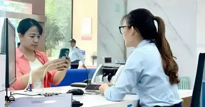 Chuyển tiền trên 500 triệu đồng qua ngân hàng có thể chờ đến thứ Hai