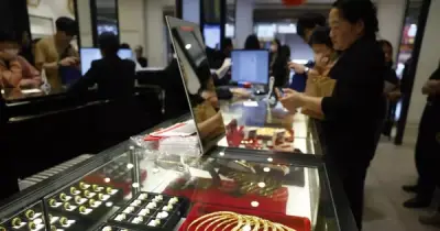 Cơn sốt vàng hạ nhiệt, nhà đầu tư ngậm trái đắng khi giá lao dốc