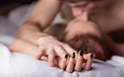 Cảnh báo: Hành vi tình dục tưởng vô hại có thể gây đột quỵ liệt người