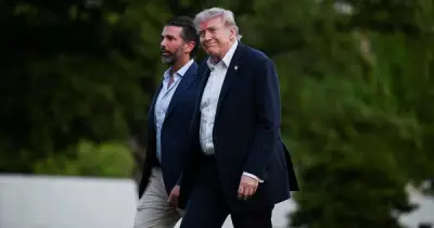 Donald Trump không dự đám cưới con trai vì ưu tiên công việc chính phủ