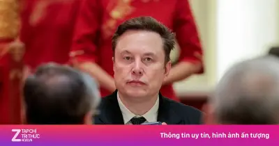 Elon Musk chia sẻ cuốn sách 'Suicidal Empathy' trong chuyến thăm Bắc Kinh