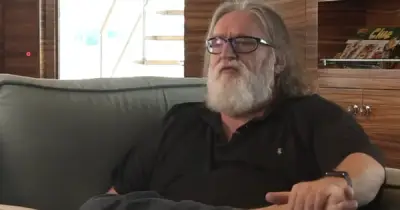Gabe Newell từng là cố vấn bí mật cho OpenAI, hỗ trợ phát triển AI chơi Dota 2