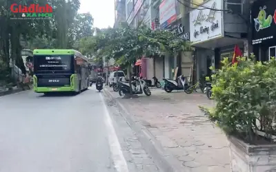 Giá nhà riêng trên phố Hoàng Hoa Thám bất ngờ tăng mạnh