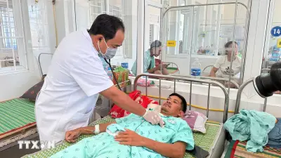 Gia Lai: Nhiều người nhập viện nghi ngộ độc sau khi ăn bánh mì