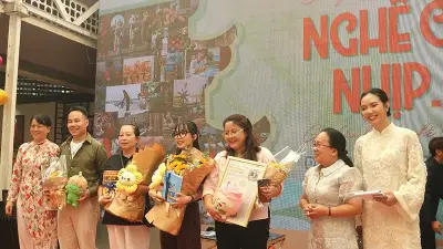 Giao lưu tôn vinh làng nghề truyền thống tại Đường Sách TP.HCM