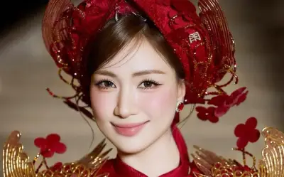 Hòa Minzy bức xúc lên tiếng vì bị mạo danh trên mạng xã hội