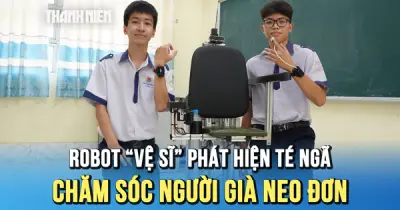 Học sinh Cần Thơ chế tạo ghế robot thông minh chăm sóc người già