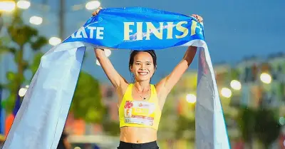 Hồng Lệ vô địch giải marathon tại Hải Phòng