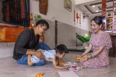 Hạnh phúc của trẻ em: Khi người lớn định nghĩa sai lầm