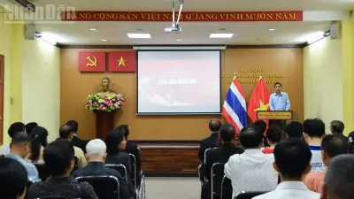 Kiều bào tại Thái Lan tưởng nhớ Chủ tịch Hồ Chí Minh nhân 135 năm ngày sinh