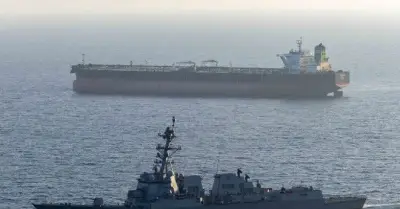 Ông Trump tố Hải quân Mỹ 'như cướp biển' khi bắt tàu Iran