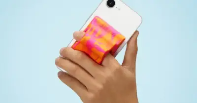 Phụ kiện iPhone hỗ trợ người khuyết tật Hikawa Grip & Stand tái xuất với màu mới, giá rẻ hơn