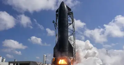 Starship V3 sắp bay: Tự kiểm tra tấm chắn nhiệt bằng vệ tinh