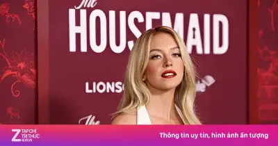 Sydney Sweeney đắm say bên bạn trai, chia sẻ loạt khoảnh khắc tình tứ