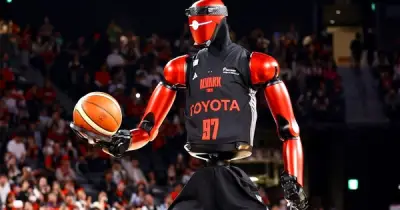 Toyota ra mắt robot bóng rổ CUE7: Từ máy dệt đến AI