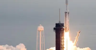 Tàu Psyche của NASA chuẩn bị bay ngang sao Hỏa để lấy đà tới tiểu hành tinh kim loại