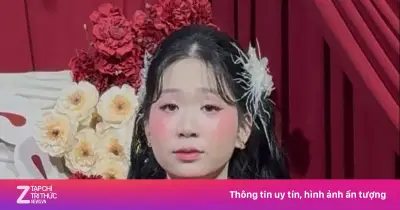 Video cô dâu để mặt mộc trong lễ cưới gây sốt