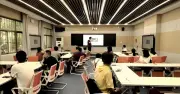 4 ngành học từng bị chê 'vô dụng' trên TikTok nay trở nên đắt giá nhờ AI và kinh tế số