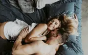 4 vùng tuyệt đỉnh của đàn ông khi gần gũi: Bí quyết chinh phục nàng