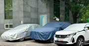 5 phụ kiện hữu ích bảo vệ xe khỏi mưa nắng mùa hè